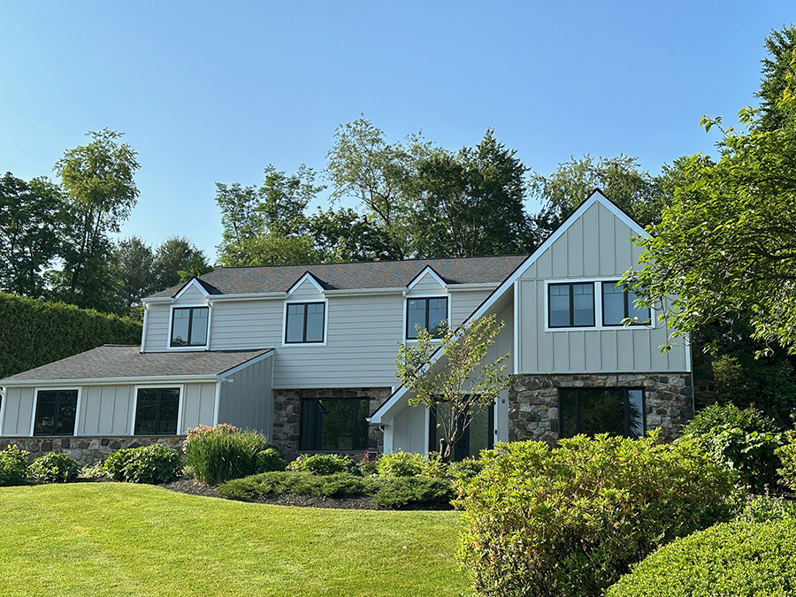 beautiful home in Gordon, PA after James Hardie fiber cement siding installation.